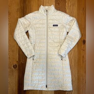 Patagonia Women’s Nano Puff Parka XS in Dyno White